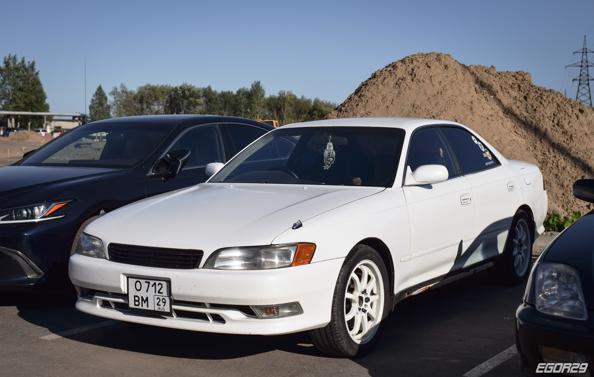 Архангельская область, № О 712 ВМ 29 — Toyota Mark II (X90) '92-96