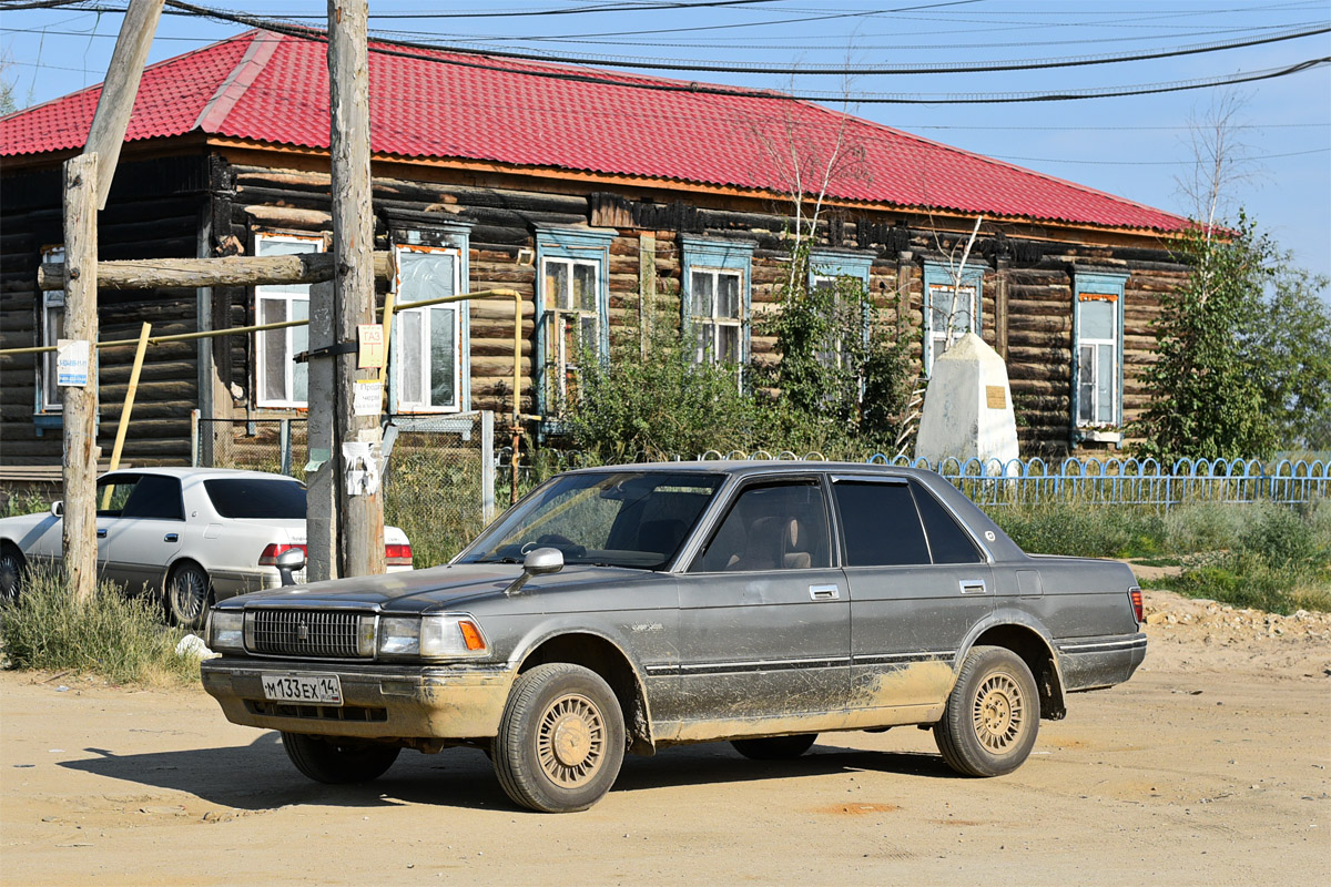 Саха (Якутия), № М 133 ЕХ 14 — Toyota Crown (S130) '87-91