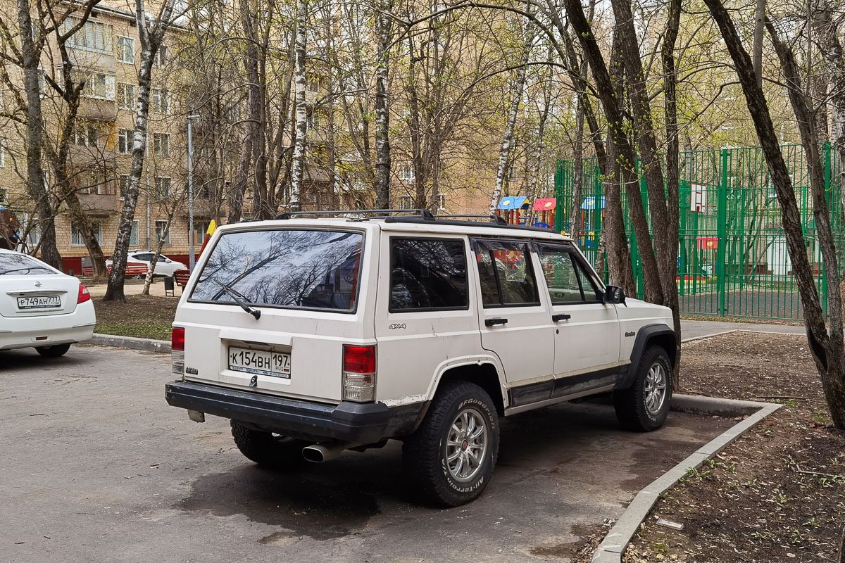 Москва, № К 154 ВН 197 — Jeep Cherokee (XJ) '84-01