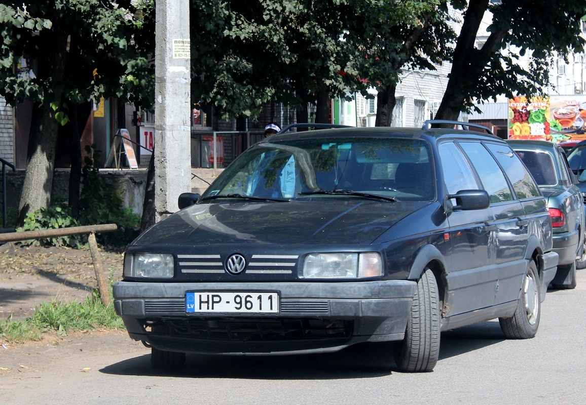 Латвия, № HP-9611 — Volkswagen Passat (B3) '88-93