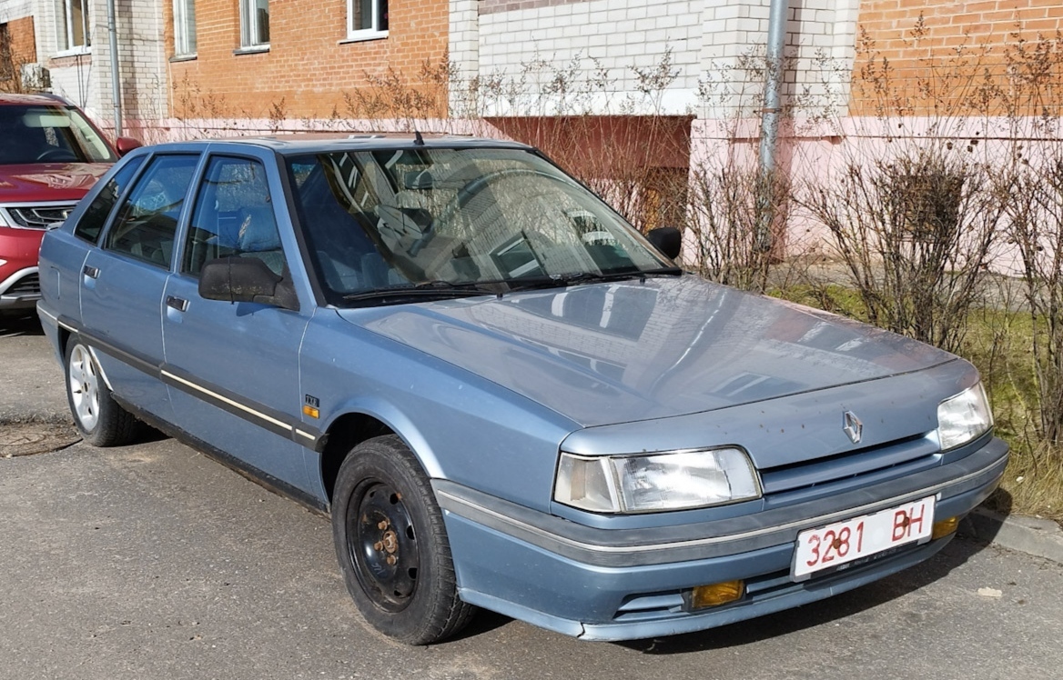 Витебская область, № 3281 ВН — Renault 21 '86-95