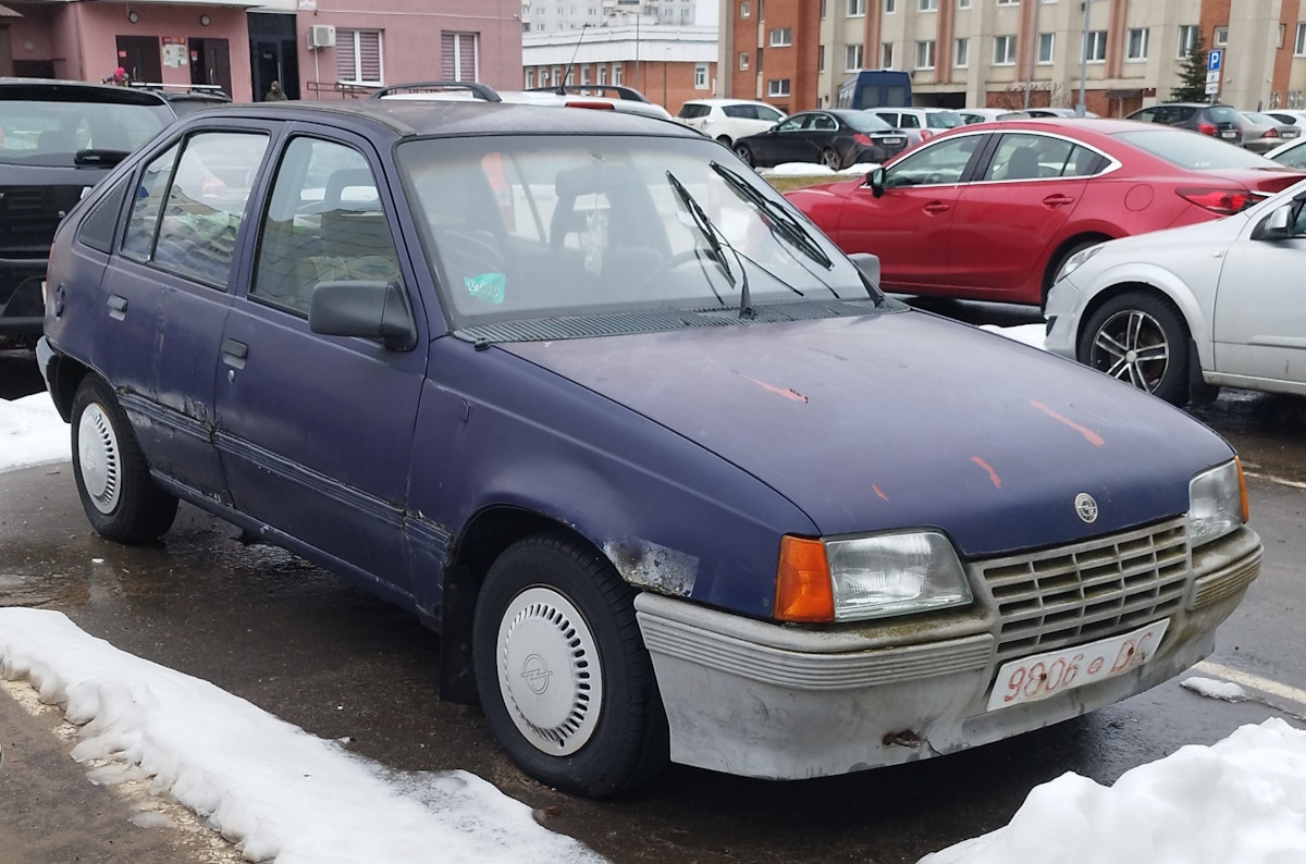 Витебская область, № 9806 ВС — Opel Kadett (E) '84-95