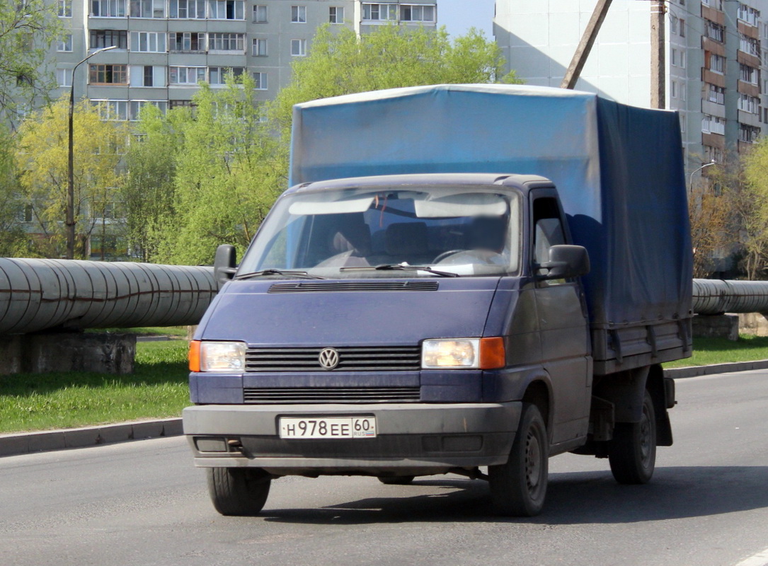 Псковская область, № Н 978 ЕЕ 60 — Volkswagen Typ 2 (T4) '90-03