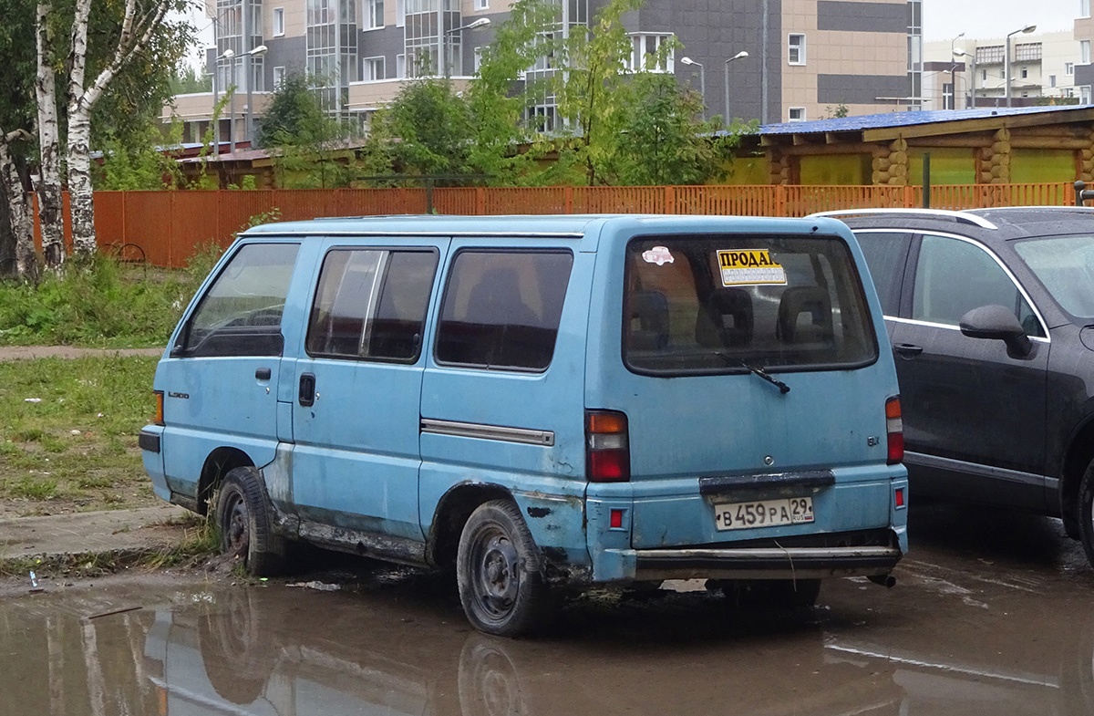 Архангельская область, № В 459 РА 29 — Mitsubishi L300 (2G) '86-99