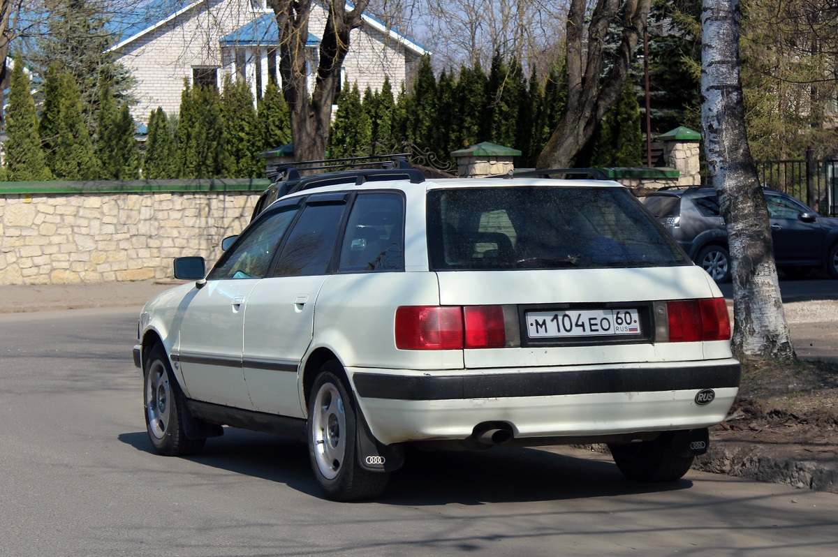 Псковская область, № М 104 ЕО 60 — Audi 80 (B4) '91-96