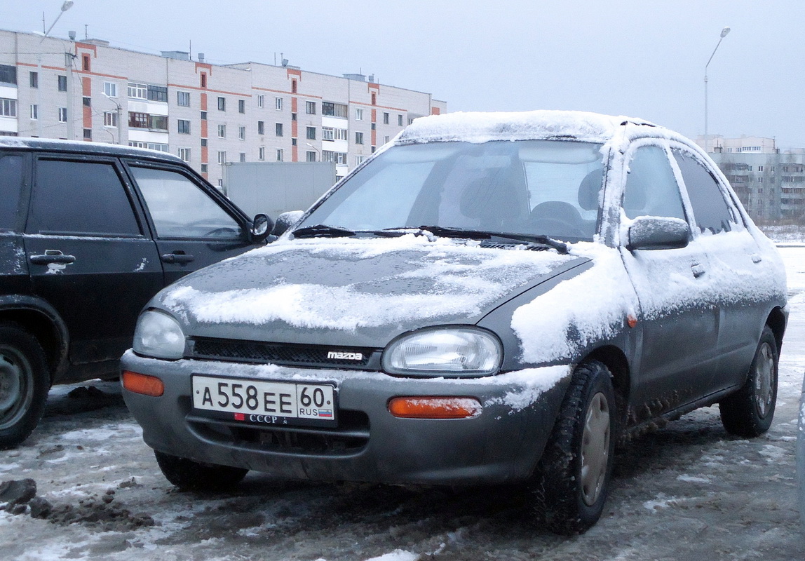 Псковская область, № А 558 ЕЕ 60 — Mazda 121 (DB) '91-96
