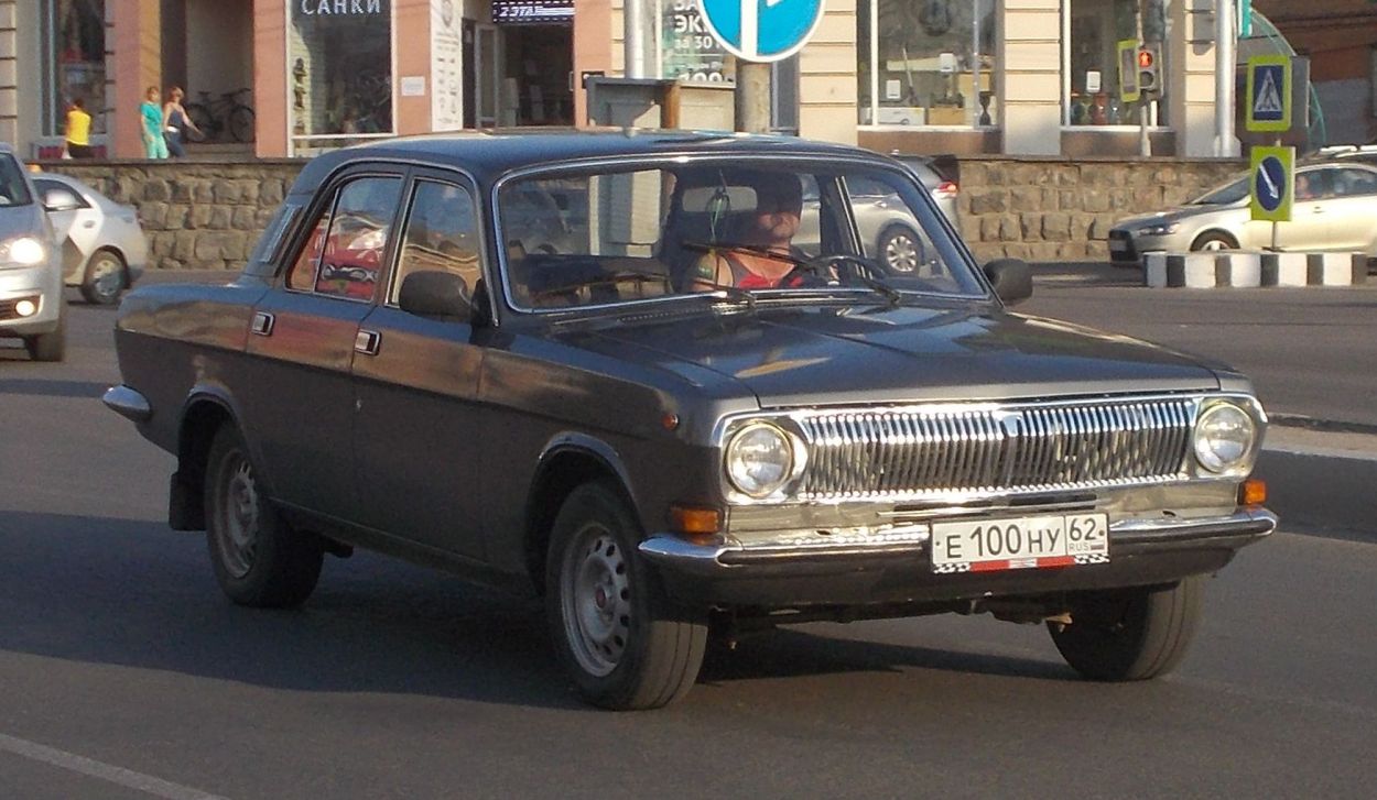 Рязанская область, № Е 100 НУ 62 — ГАЗ-24-11 Волга '86-92