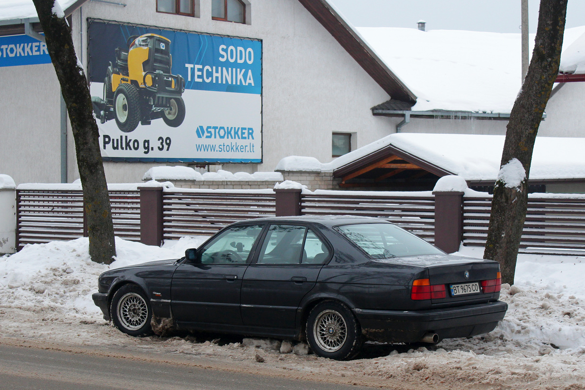 Херсонская область, № ВТ 9675 СО — BMW 5 Series (E34) '87-96