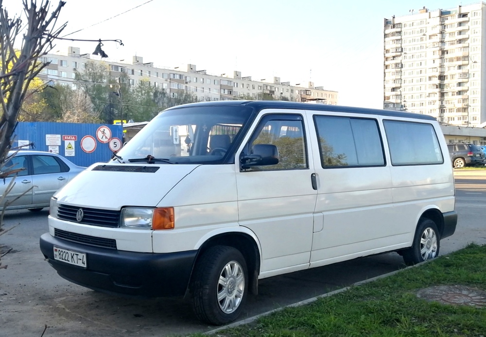 Гродненская область, № 8222 КТ-4 — Volkswagen Typ 2 (T4) '90-03