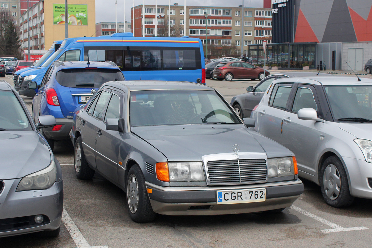Литва, № CGR 762 — Mercedes-Benz (W124) '84-96