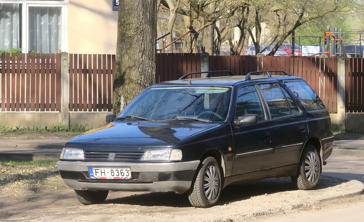 Латвия, № FH-8363 — Peugeot 405 '87-93