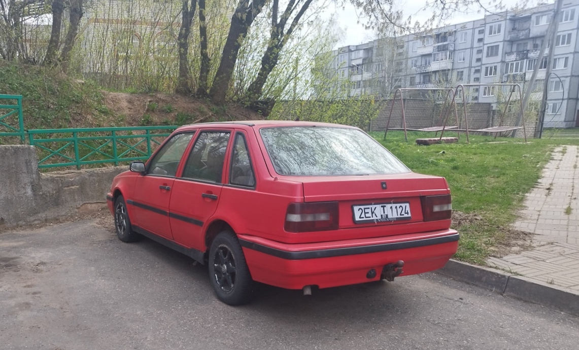 Витебская область, № 2ЕК Т 1124 — Volvo 440 '87-96