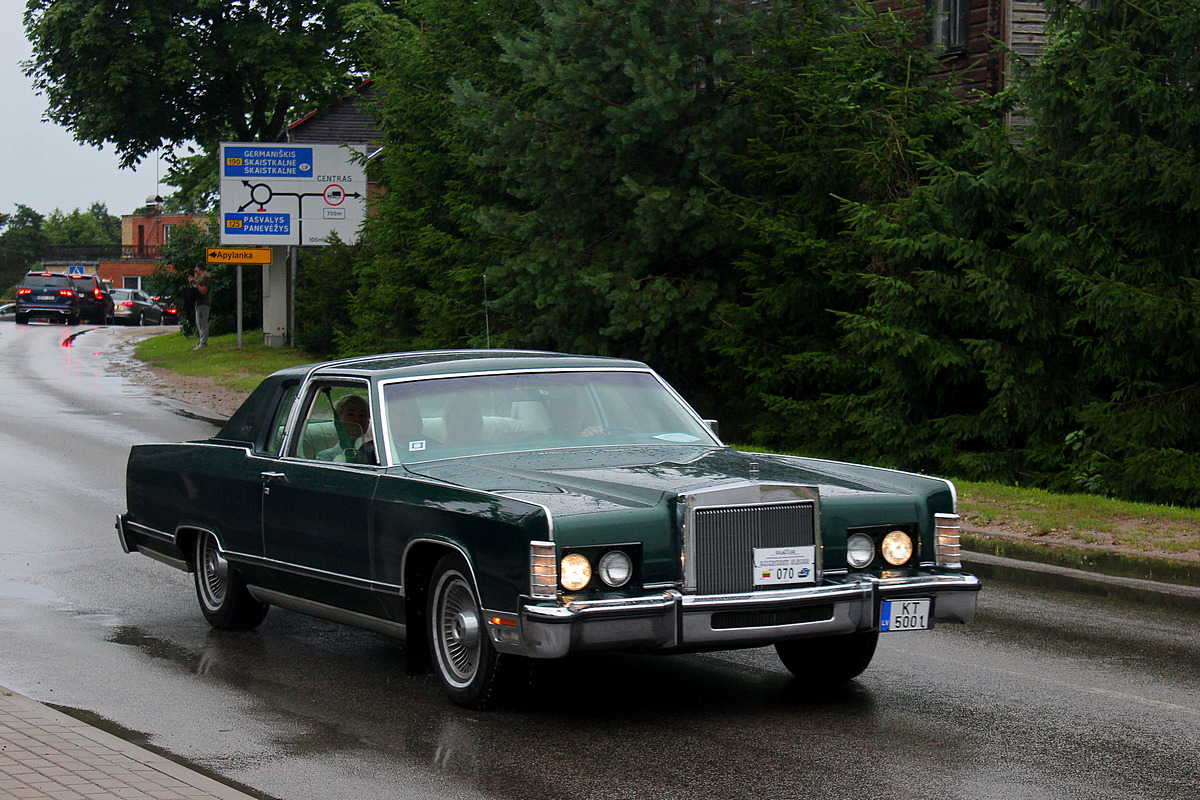 Латвия, № KT-5001 — Lincoln Continental (5G) '70-79; Литва — Nesenstanti klasika 2022