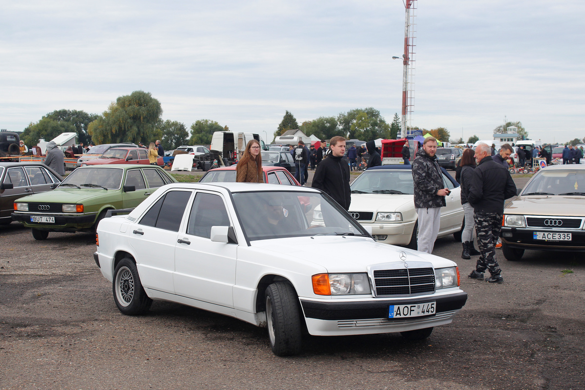 Литва, № AOF 445 — Mercedes-Benz (W201) '82-93; Литва — Retro mugė 2022 ruduo