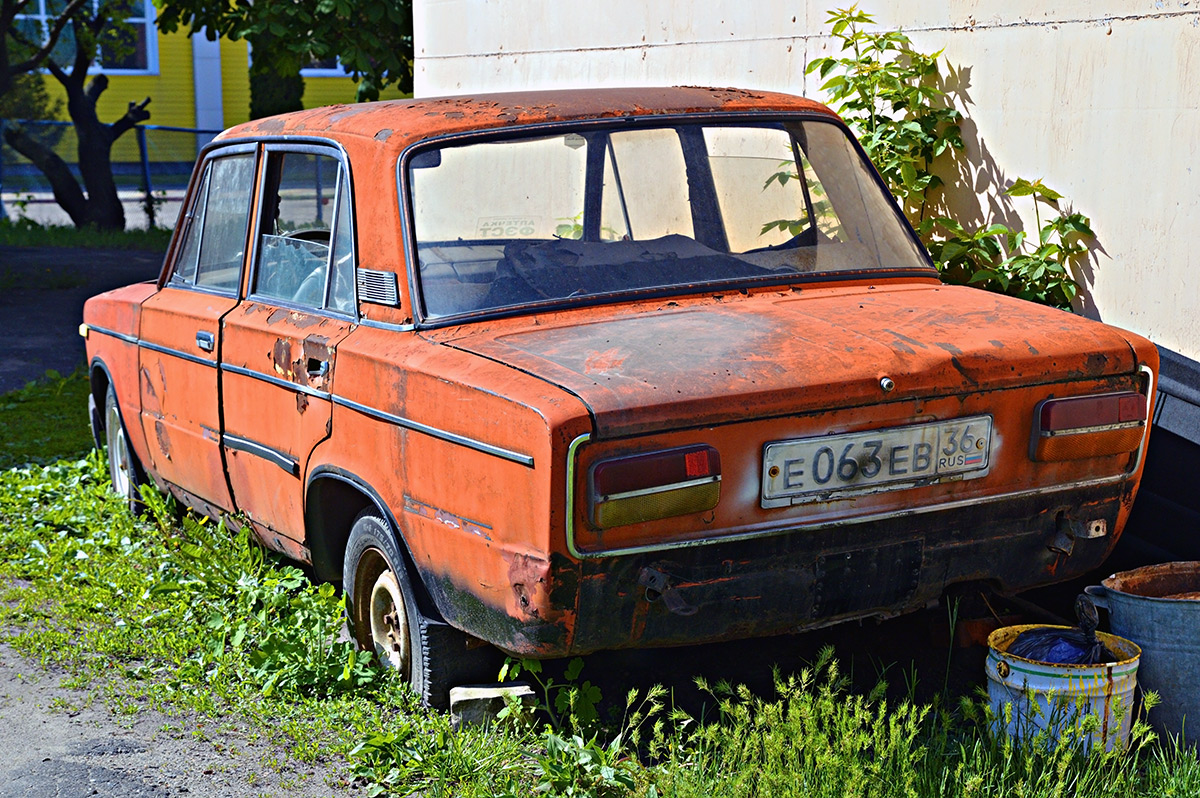 Воронежская область, № Е 063 ЕВ 36 — ВАЗ-2103 '72-84