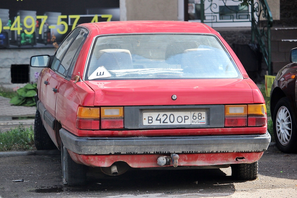 Тамбовская область, № В 420 ОР 68 — Audi 100 (C3) '82-91