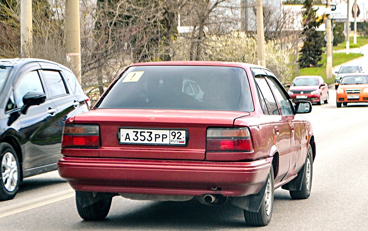 Севастополь, № А 553 РР 92 — Toyota Corolla (E90) '87-92