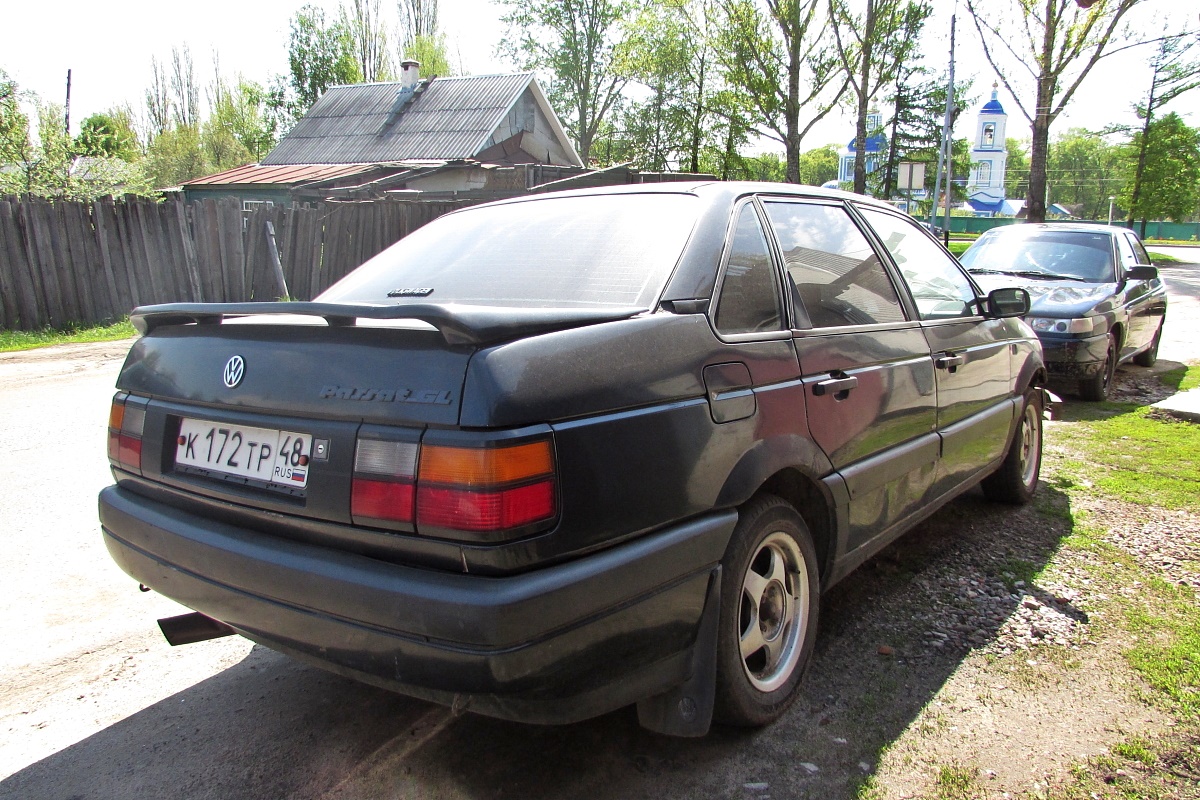 Тамбовская область, № К 172 ТР 48 — Volkswagen Passat (B3) '88-93