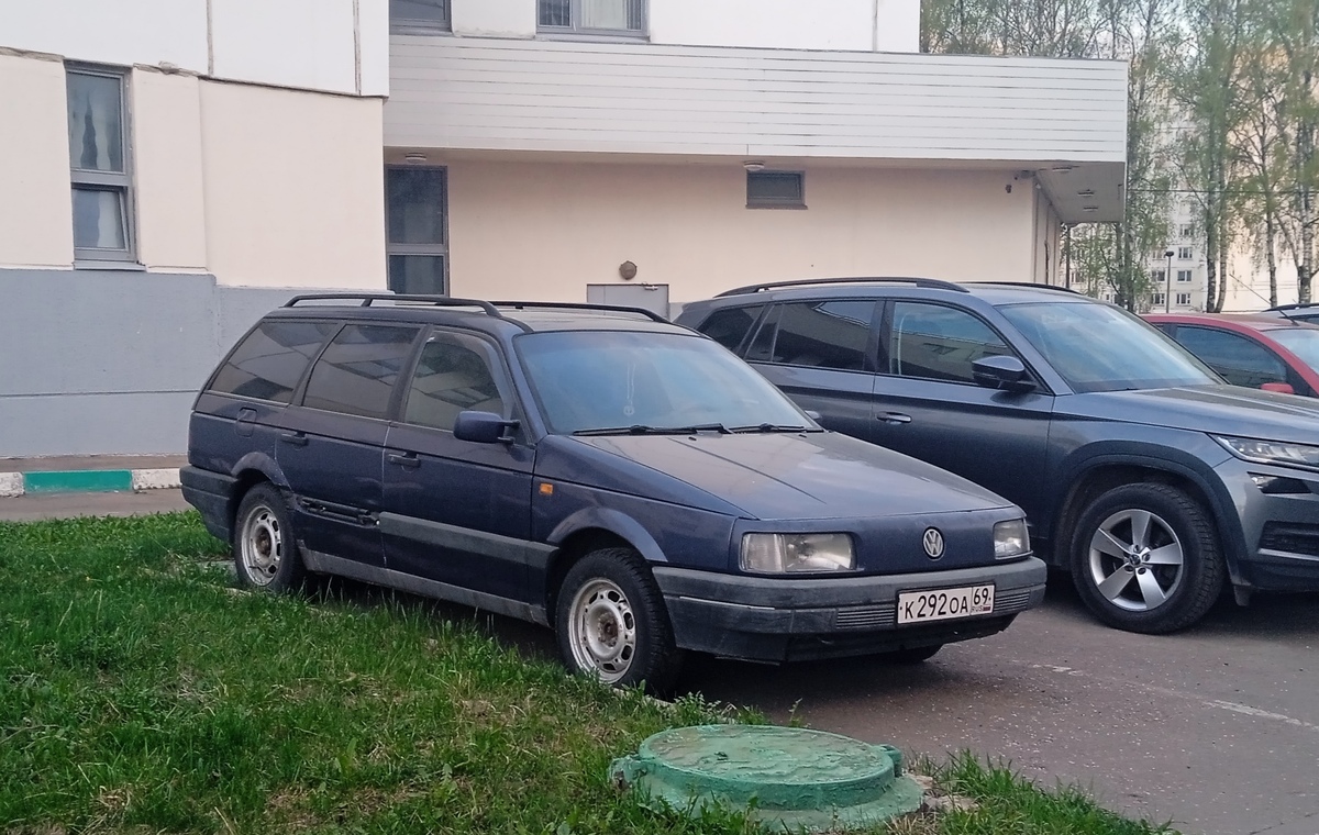 Тверская область, № К 292 ОА 69 — Volkswagen Passat (B3) '88-93