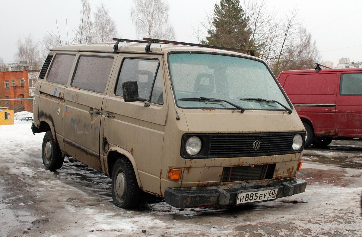 Псковская область, № Н 885 ЕУ 60 — Volkswagen Typ 2 (Т3) '79-92