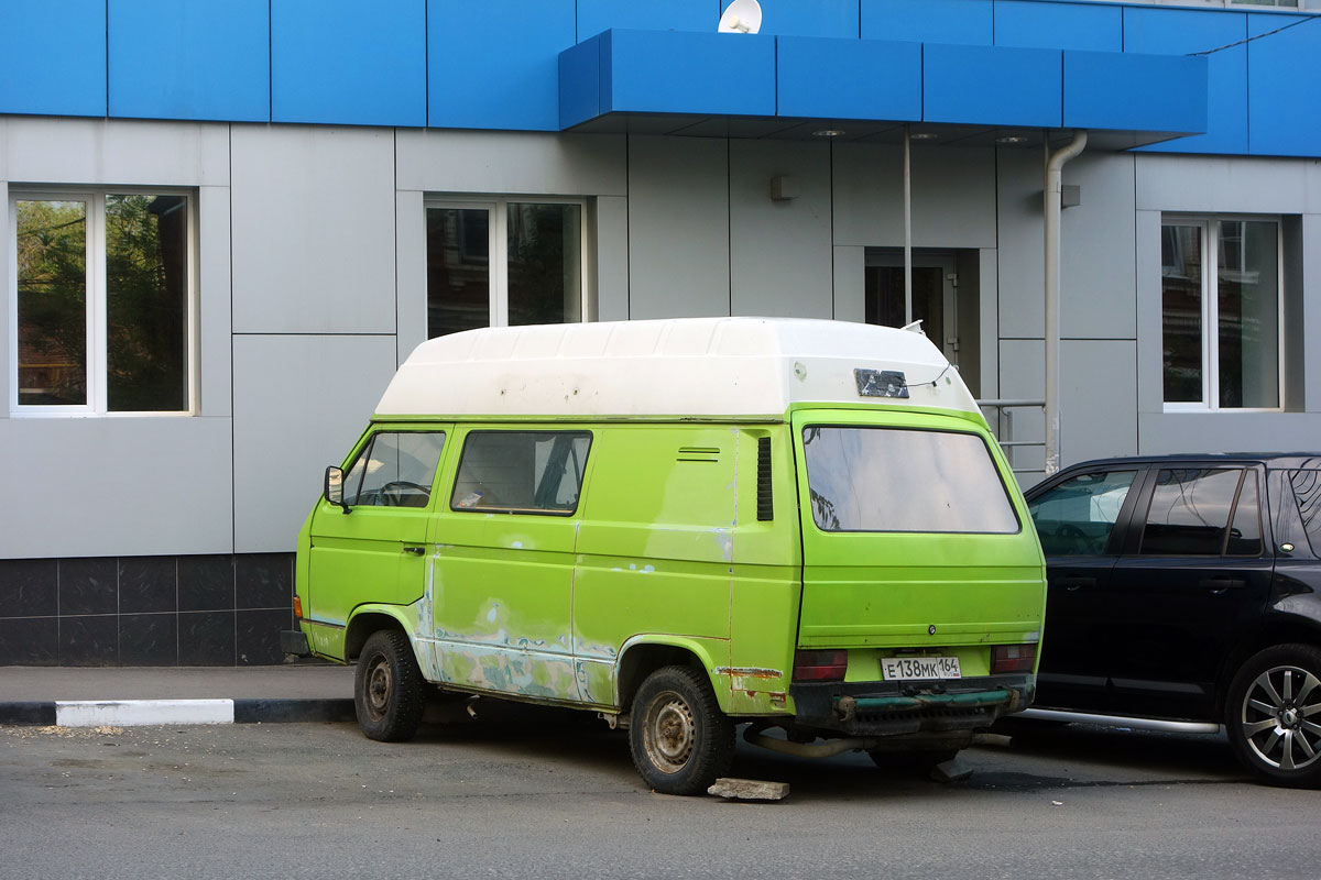 Саратовская область, № Е 138 МК 164 — Volkswagen Typ 2 (Т3) '79-92