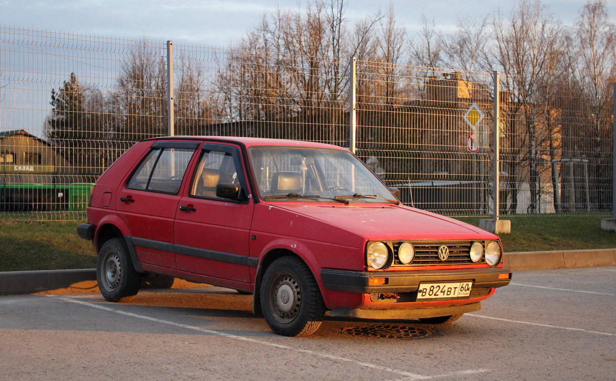 Псковская область, № В 824 ВТ 60 — Volkswagen Golf (Typ 19) '83-92