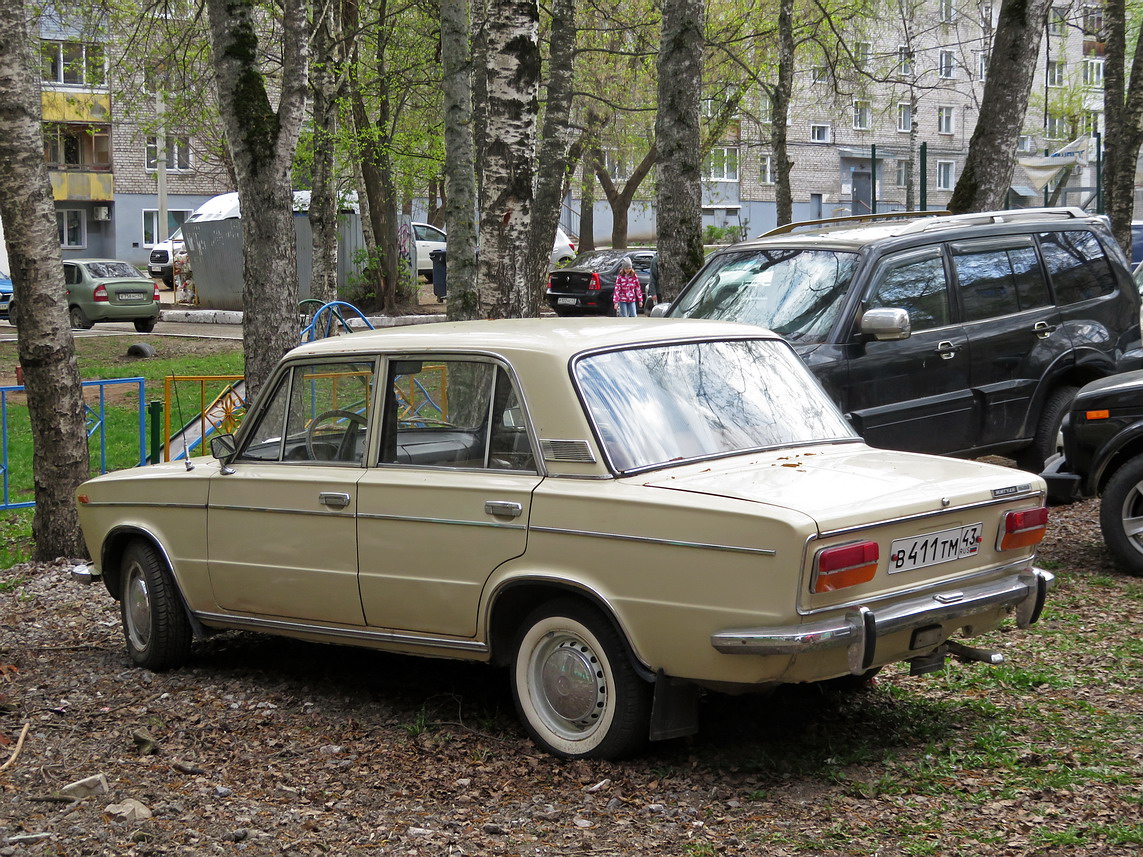 Кировская область, № В 411 ТМ 43 — ВАЗ-2103 '72-84