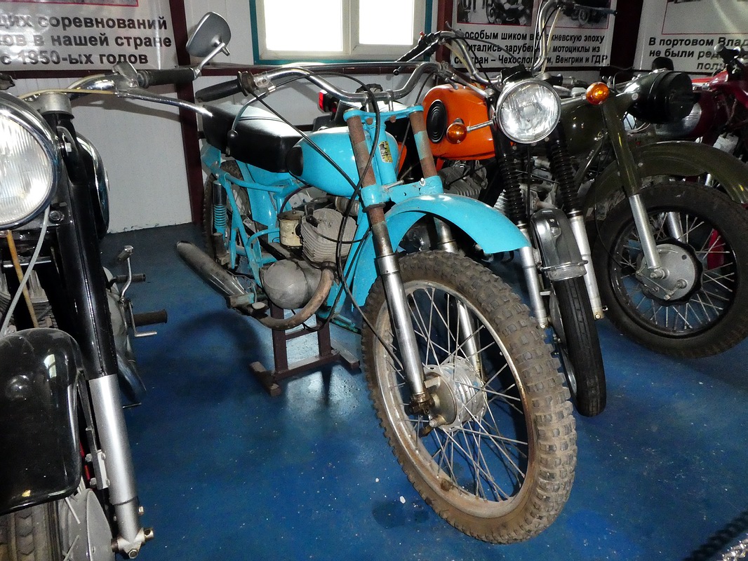 Мотоцикл Koshine XN105 17/14 M 2