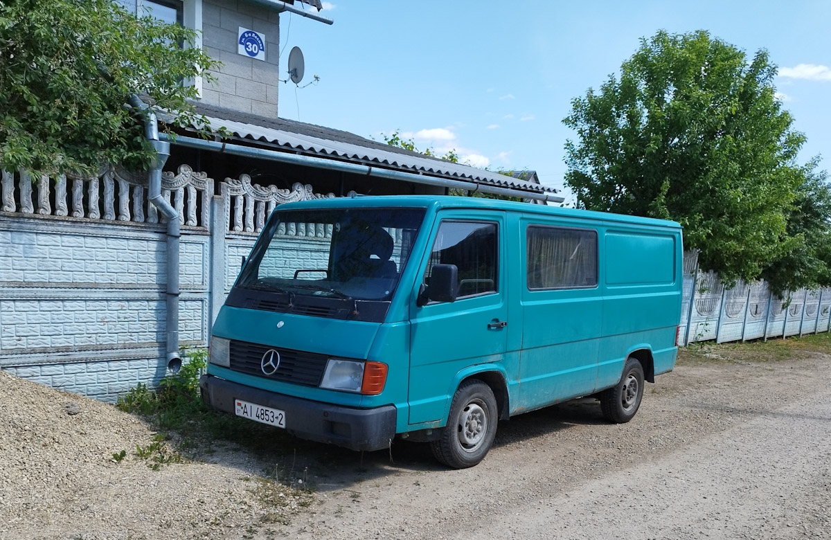 Витебская область, № АІ 4853-2 — Mercedes-Benz MB100 '81-96