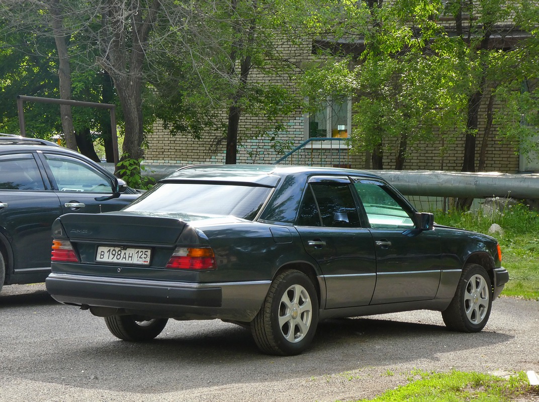 Приморский край, № В 198 АН 125 — Mercedes-Benz (W124) '84-96