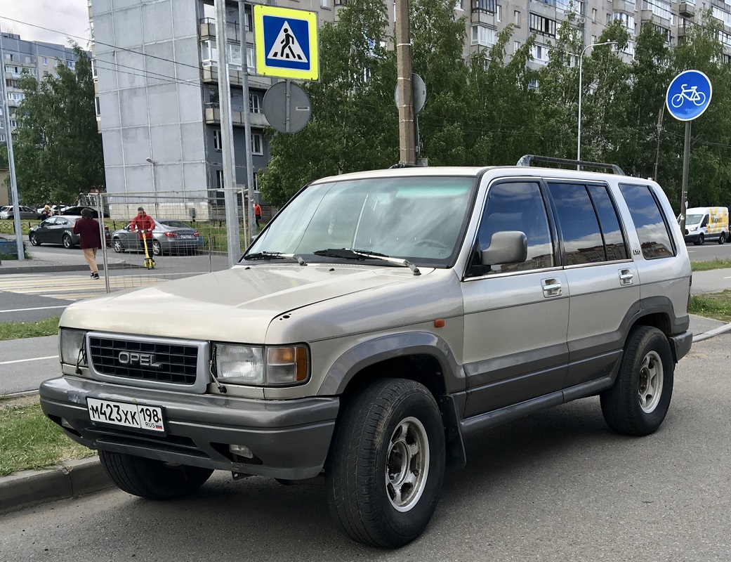 Санкт-Петербург, № М 423 ХК 198 — Opel Monterey '92-98