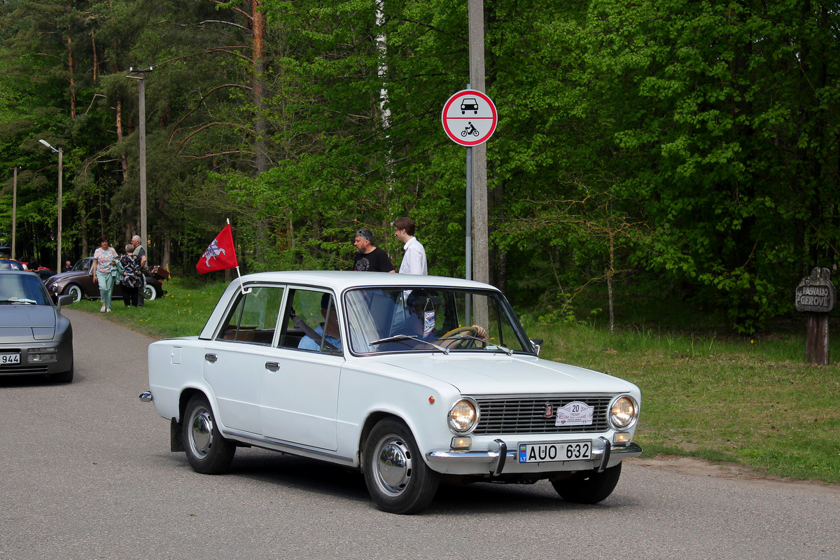 Литва, № AUO 632 — ВАЗ-2101 '70-83; Литва — Eugenijau, mes dar važiuojame 10