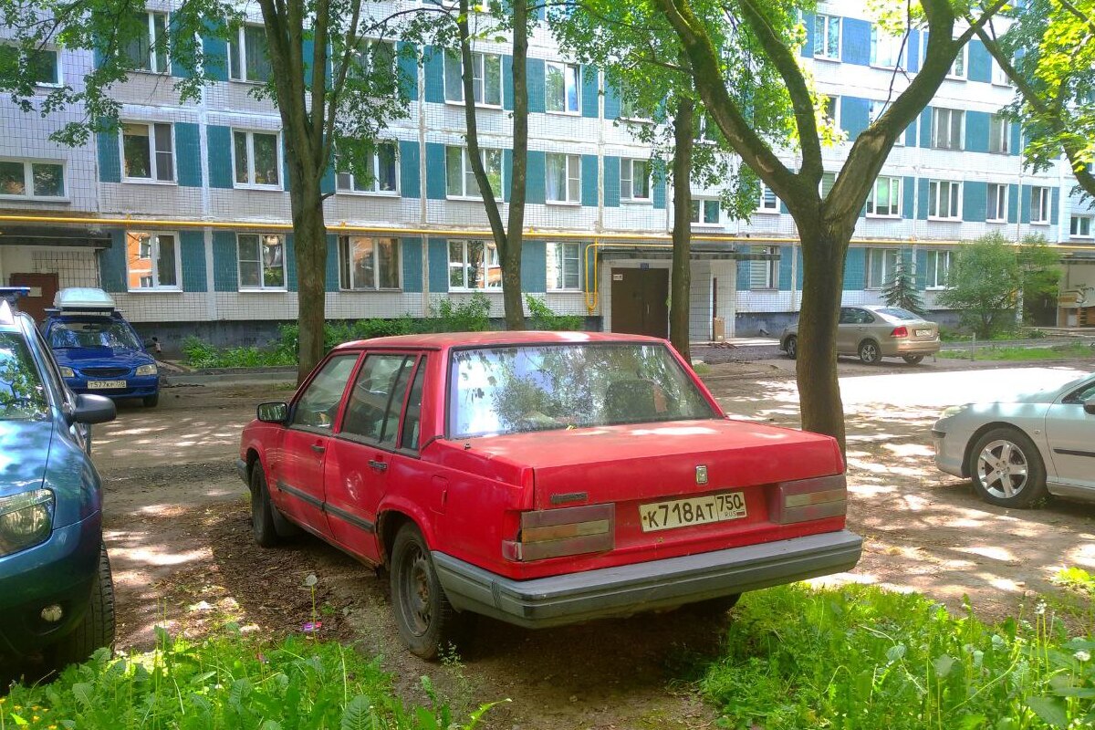 Московская область, № К 718 АТ 750 — Volvo 740 '84-92