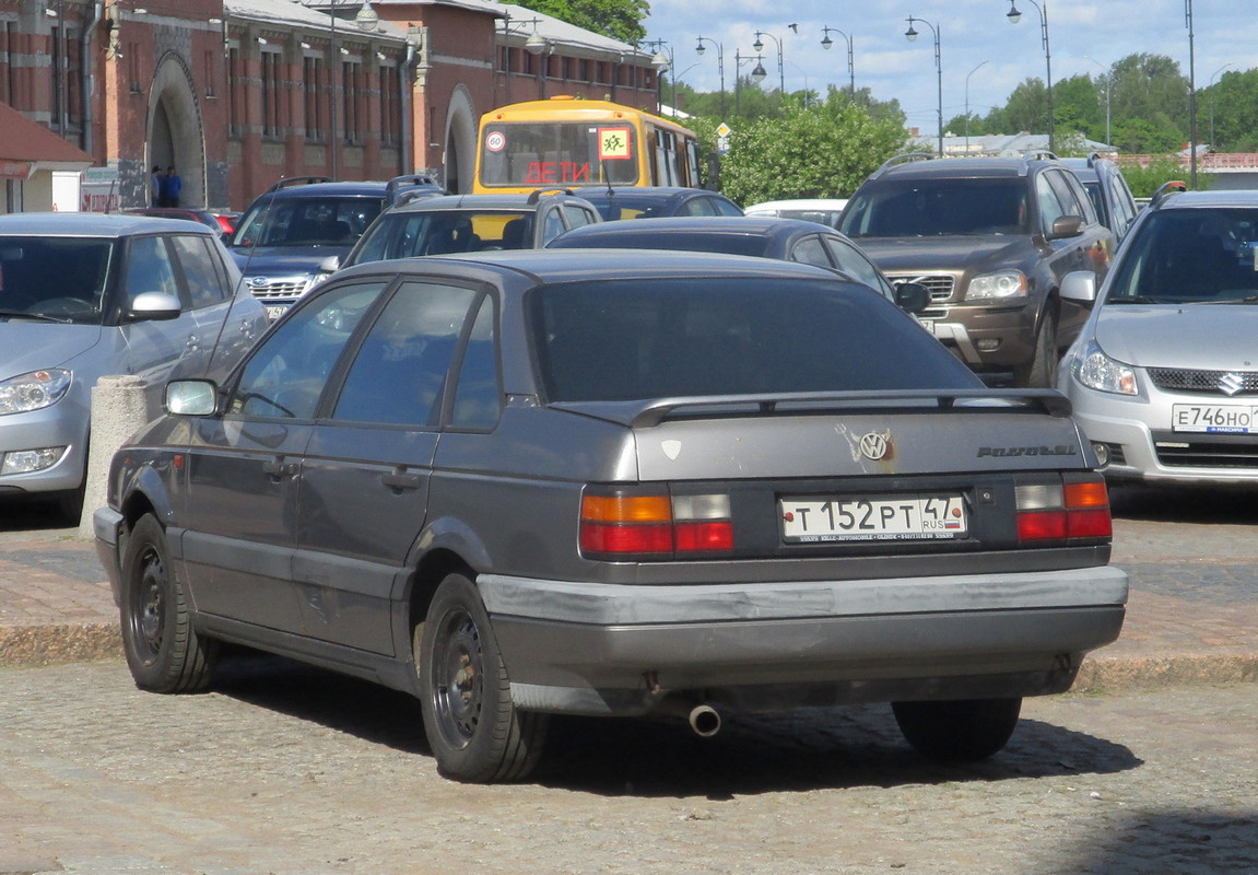 Ленинградская область, № Т 152 РТ 47 — Volkswagen Passat (B3) '88-93