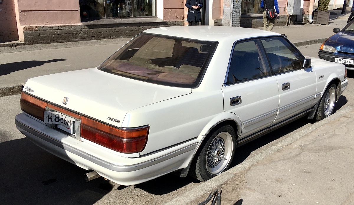 Toyota Crown 1990