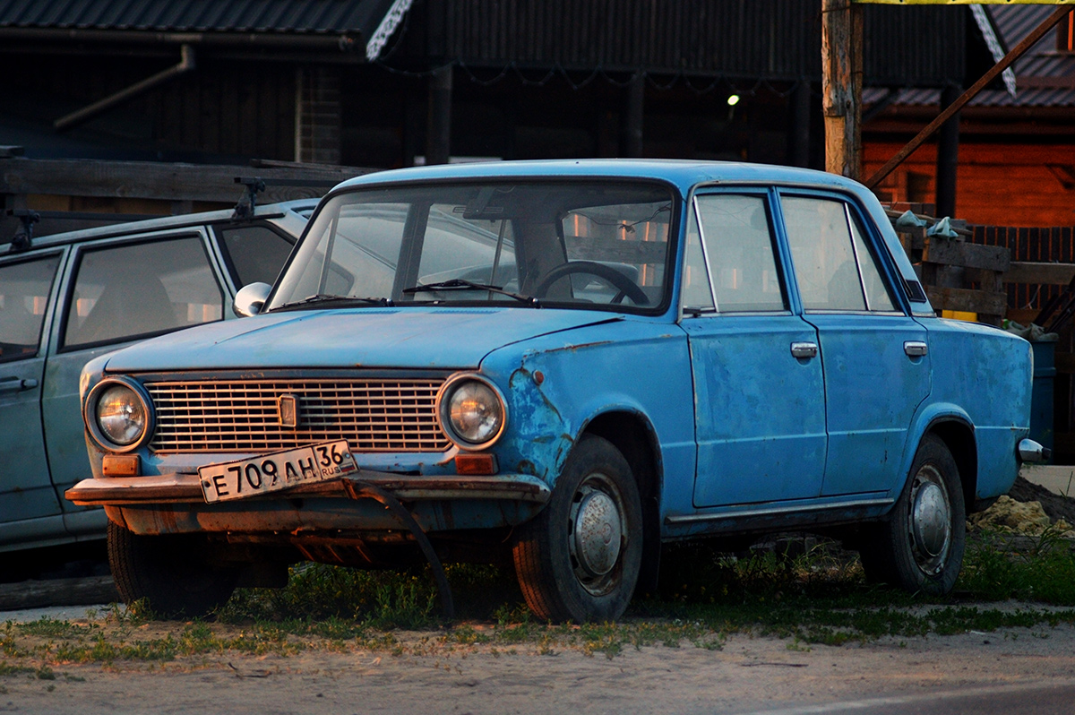 Воронежская область, № Е 709 АН 36 — ВАЗ-21013 '77-88