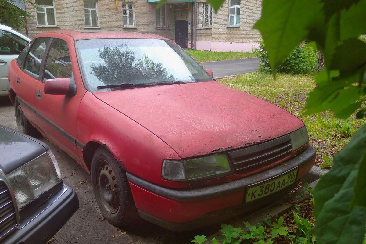 Московская область, № К 380 АА 90 — Opel Vectra (A) '88-95