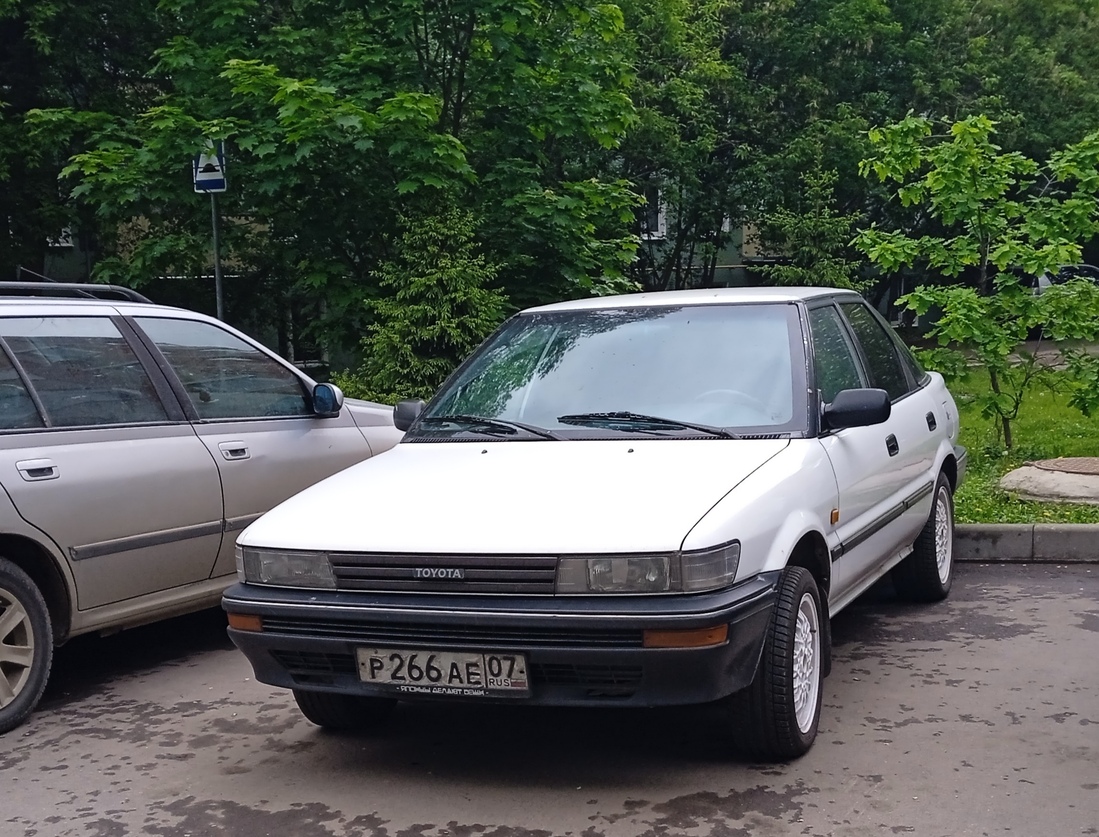 Москва, № Р 266 АЕ 07 — Toyota Corolla (E90) '87-92