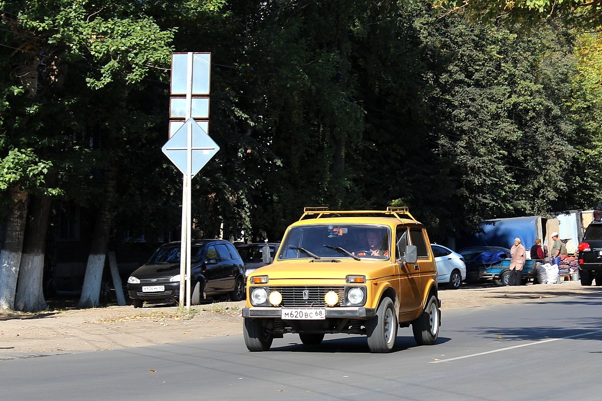 Тамбовская область, № М 620 ВС 68 — ВАЗ-2121 '77-94