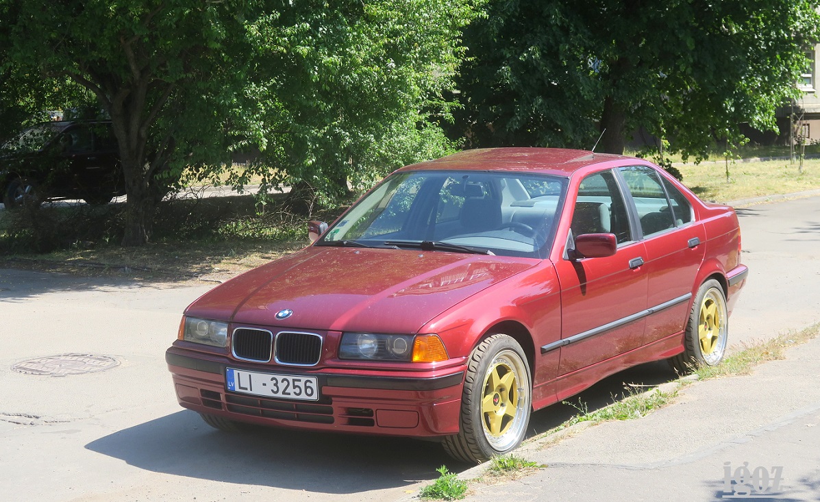 Латвия, № LI-3256 — BMW 3 Series (E36) '90-00