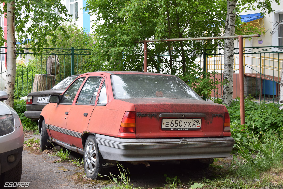 Архангельская область, № Е 650 УХ 29 — Opel Kadett (E) '84-95