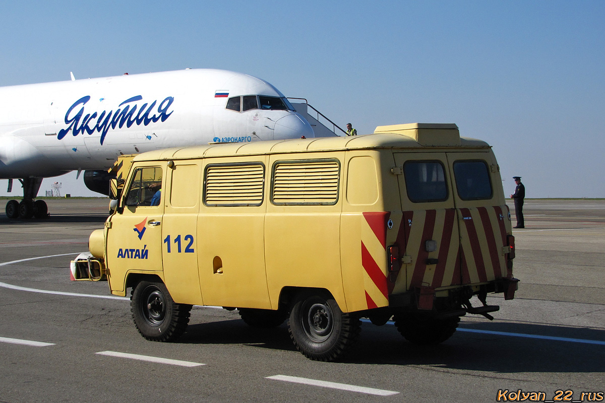 Алтайский край, № 112 — УАЗ (Общая модель) — Фото — OldCarFoto