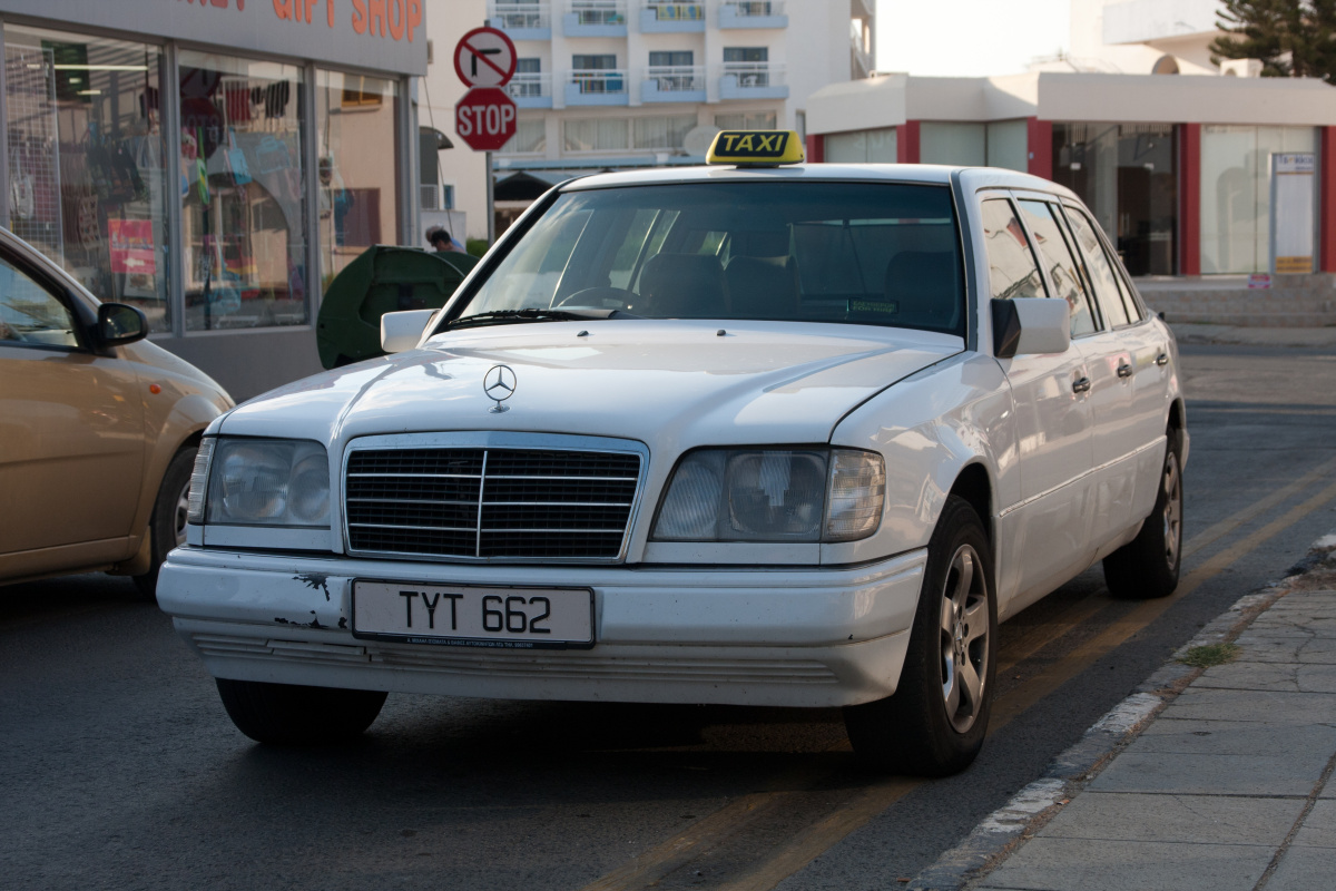 Кипр, № TYT 662 — Mercedes-Benz (W124) '84-96