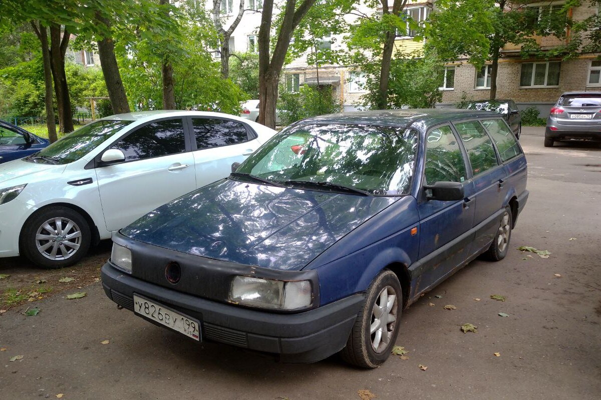 Москва, № У 826 ВУ 199 — Volkswagen Passat (B3) '88-93