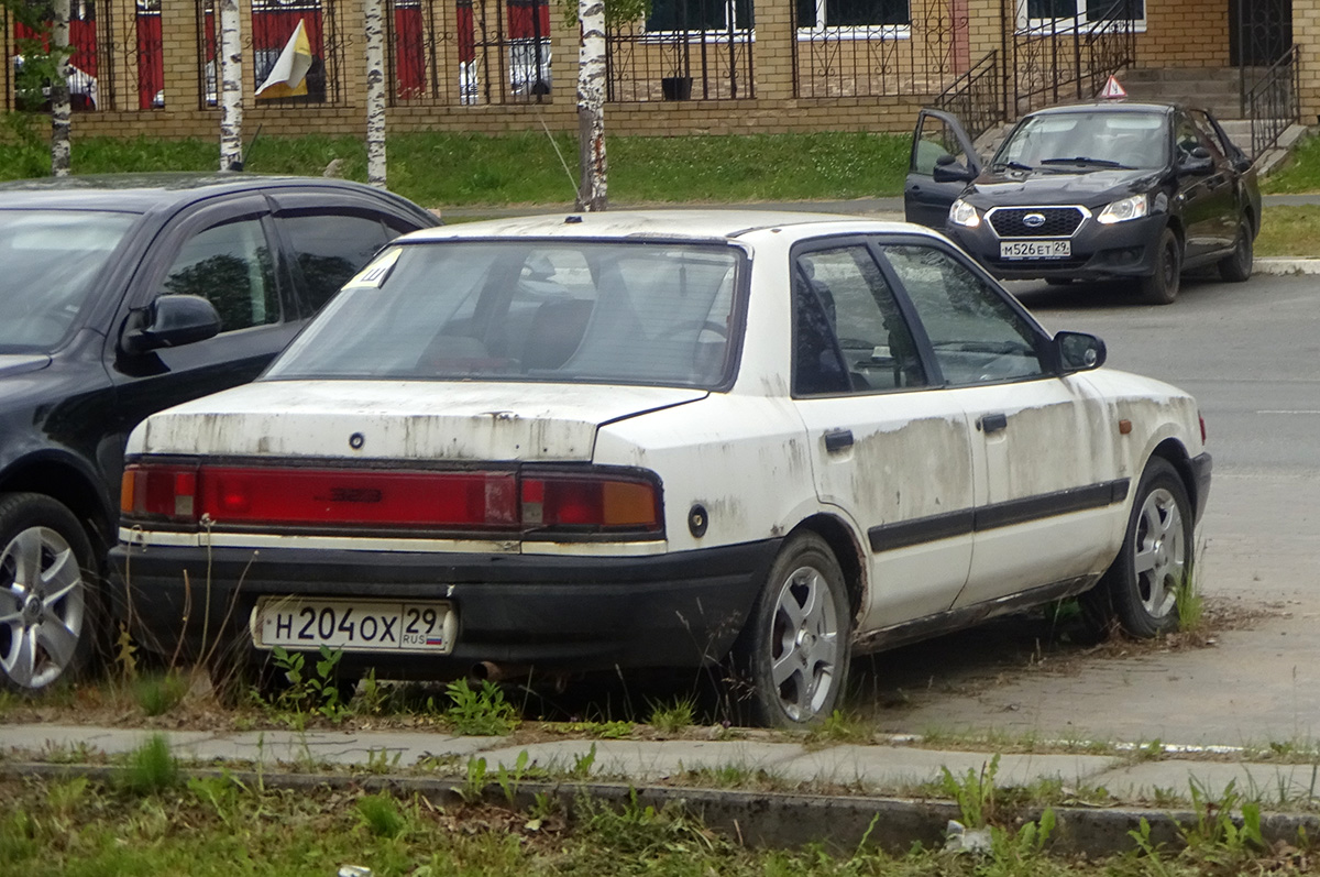 Архангельская область, № Н 204 ОХ 29 — Mazda 323 (BG) '89-94