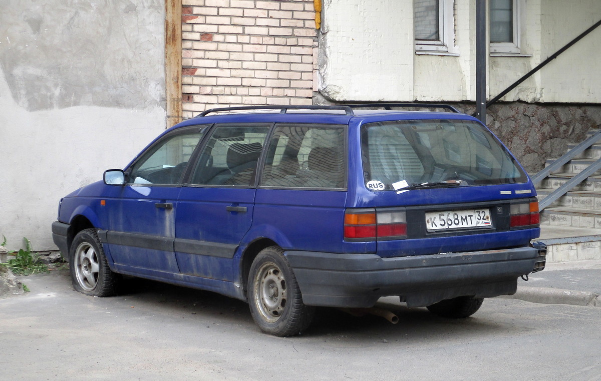Брянская область, № К 568 МТ 32 — Volkswagen Passat (B3) '88-93