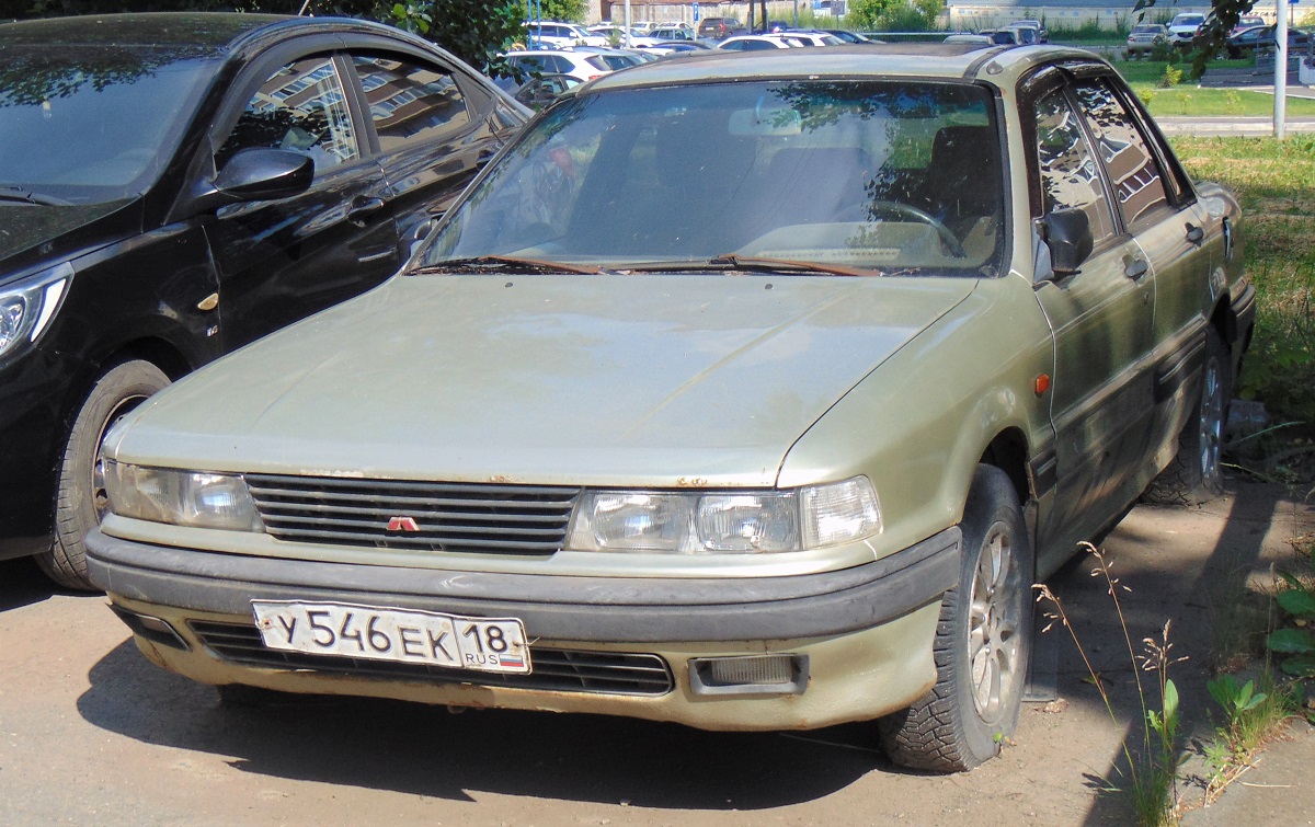 Удмуртия, № У 546 ЕК 18 — Mitsubishi Galant (6G) '87-92