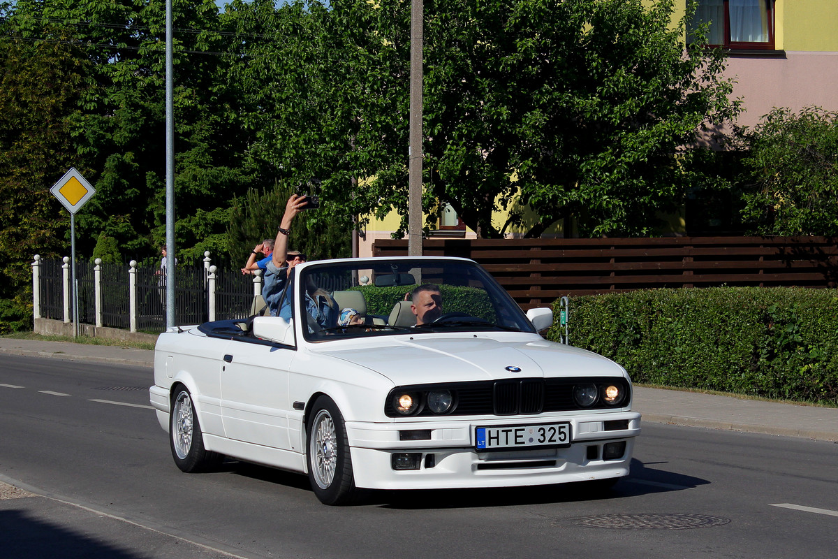 Литва, № HTE 325 — BMW 3 Series (E30) '82-94; Литва — Laiko ratai 2023