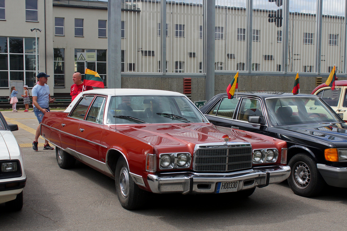 Литва, № H00330 — Chrysler New Yorker (9G) '74-78; Литва — Radviliškio miesto šventė 2023