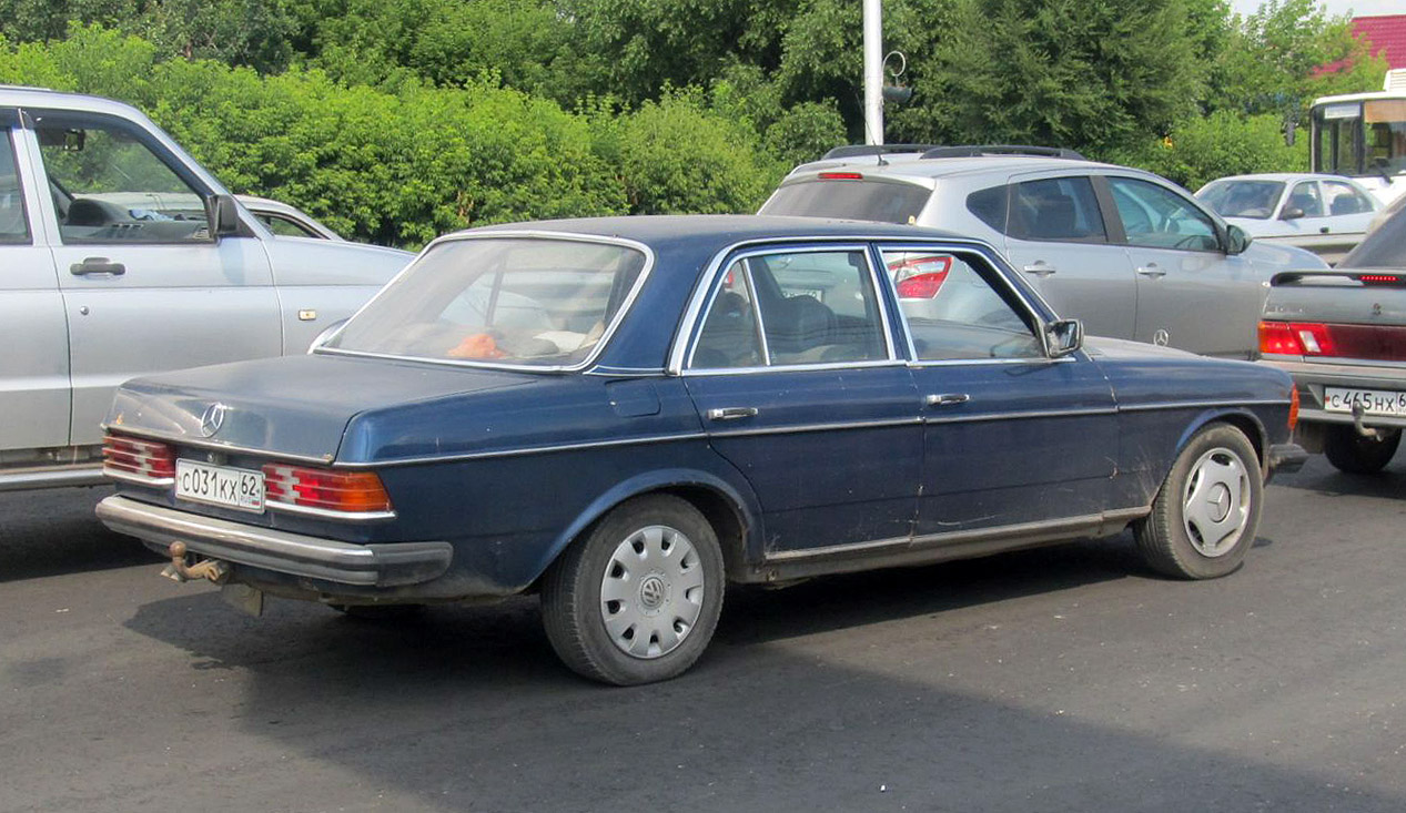 Рязанская область, № С 031 КХ 62 — Mercedes-Benz (W123) '76-86